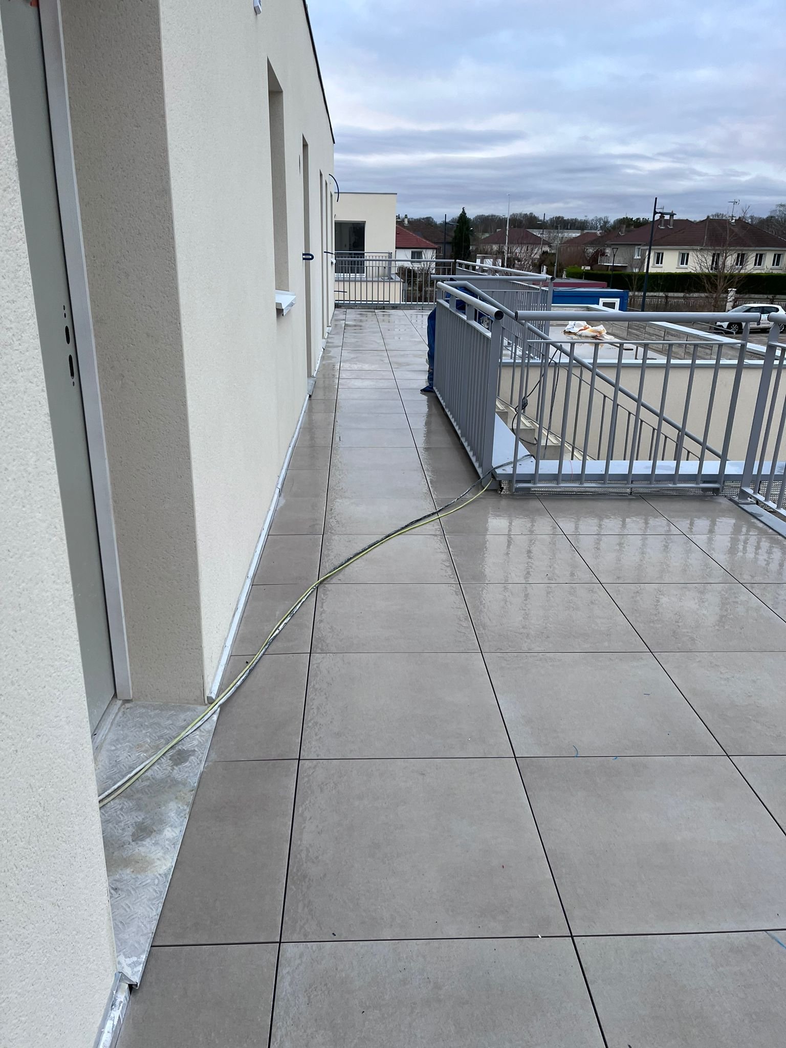 Dalles béton terrasse balcon